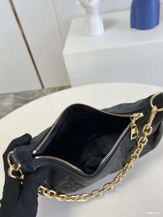 LOUIS MOON THE VUITTON OVER 0822